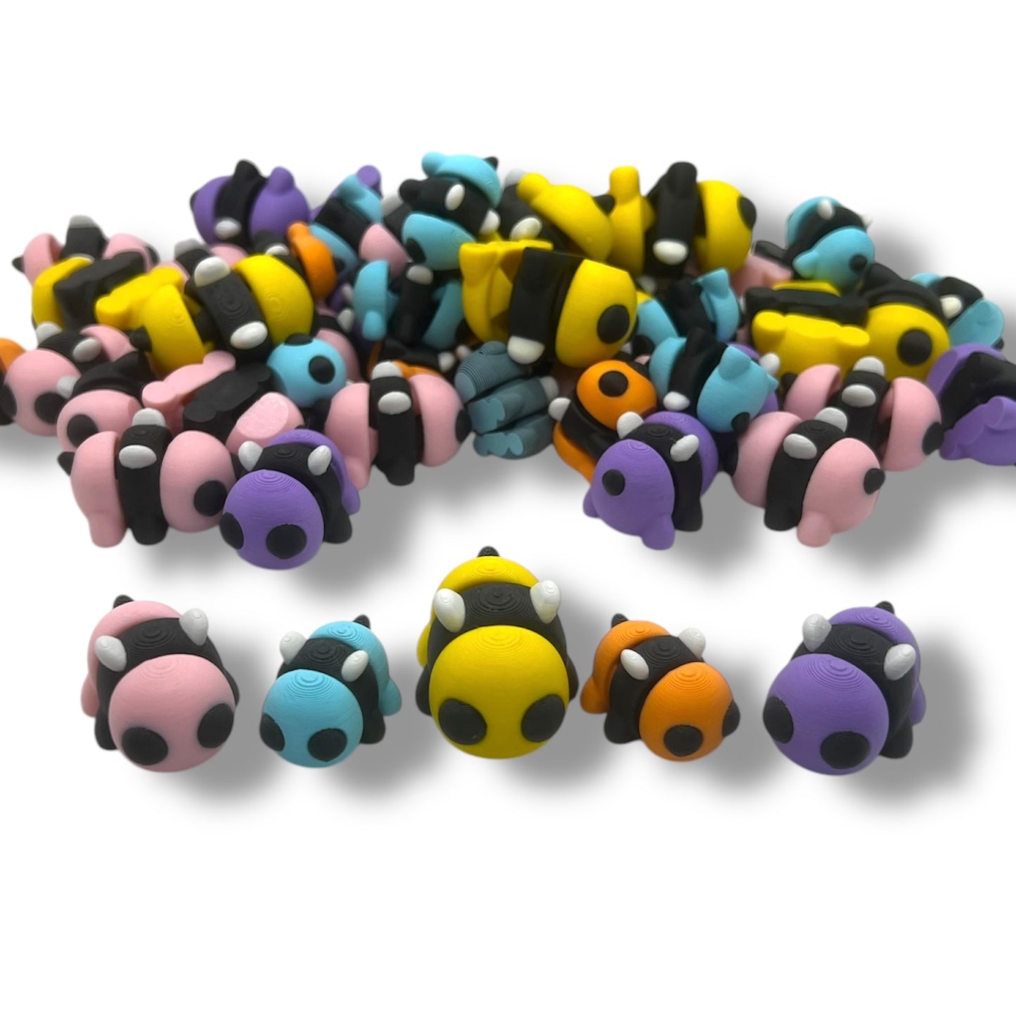 Buzzy Bee Hive with 5 Pack of Bee's -3d Printed Articulated Decor
