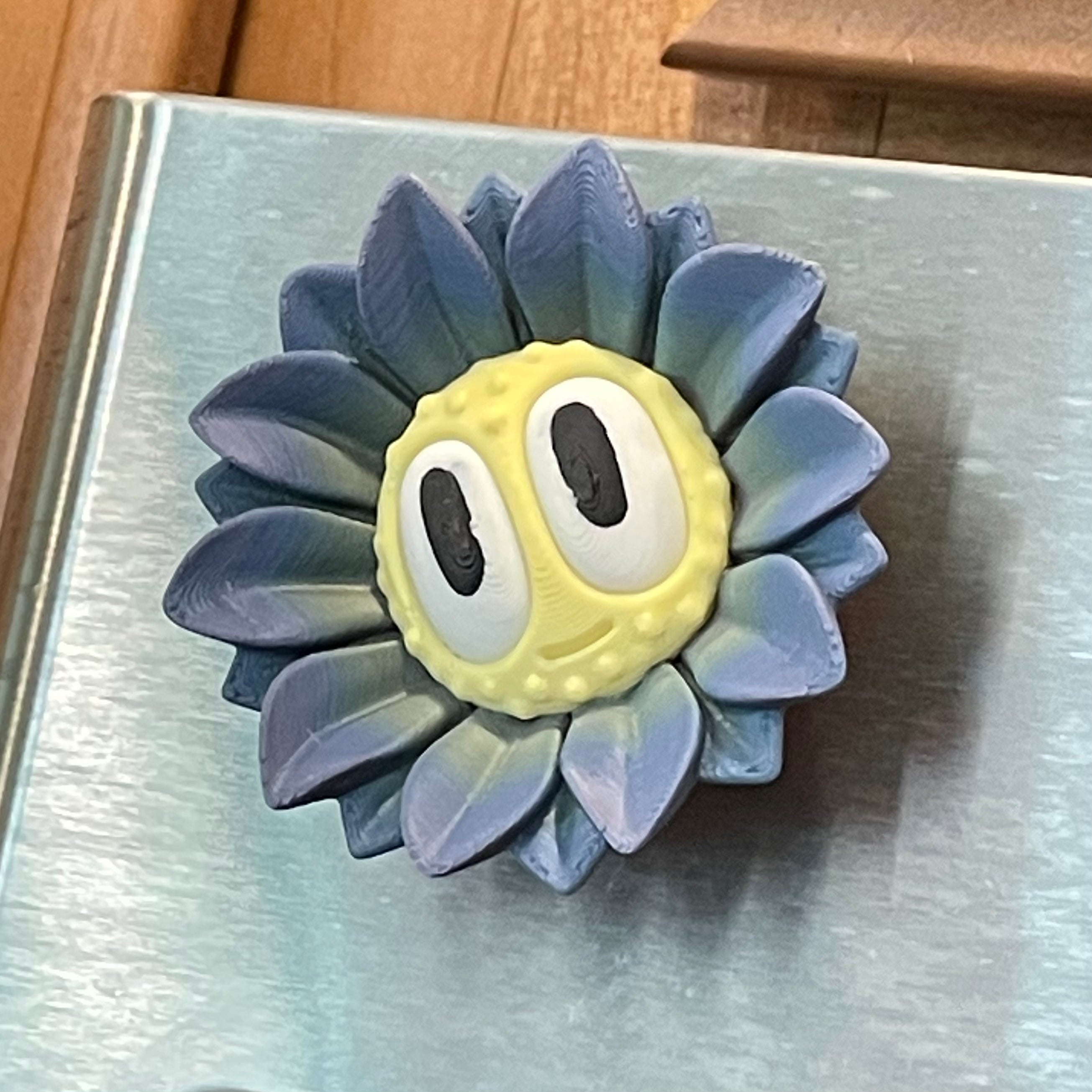 Cheeky Bloom Buddies – 3D Printed Flower Figurines with Personality - by Blob Lab