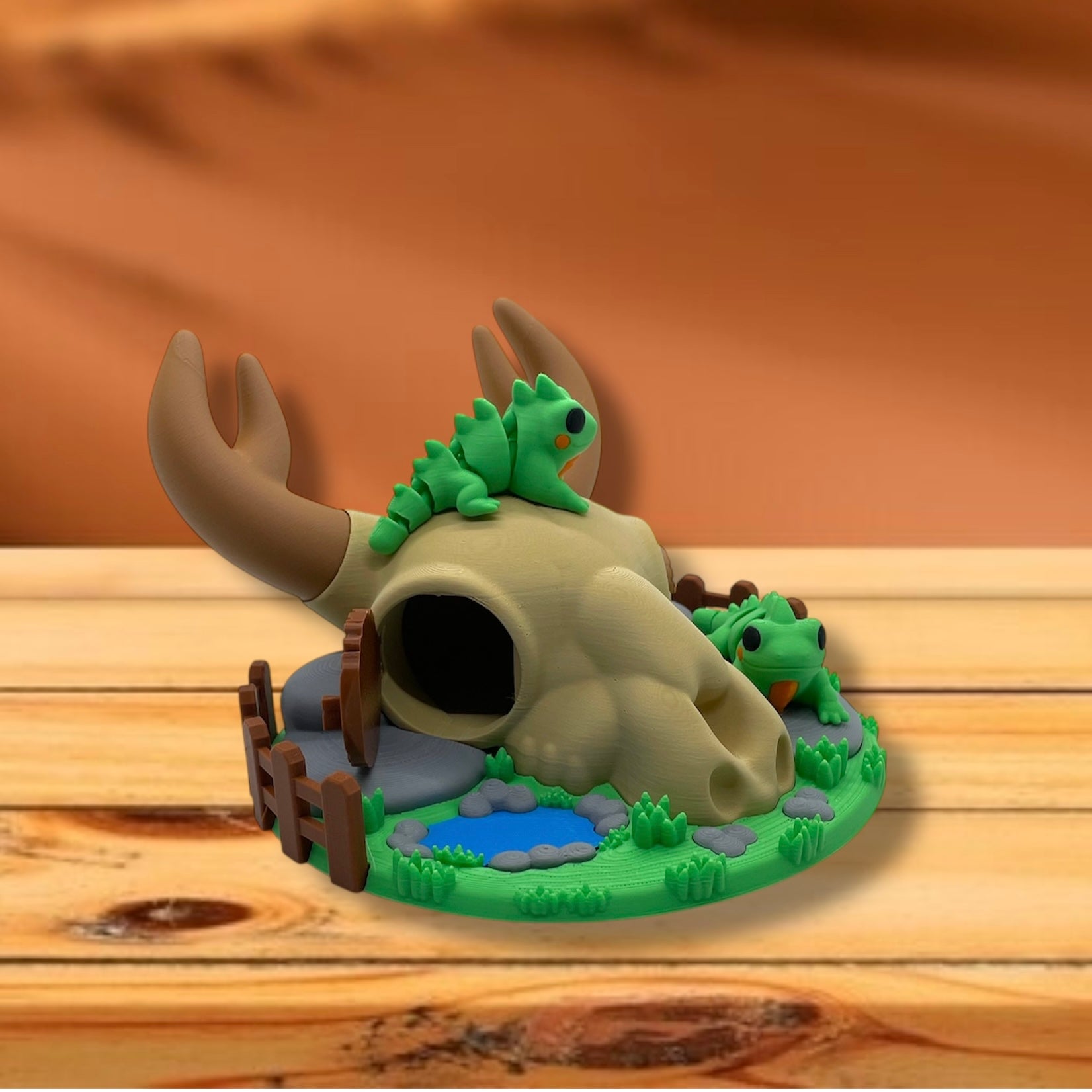 Koza's Adorable Iguana Cow Skull House with Exclusive Iguana - 3D Printed Decor