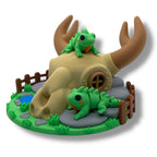 Koza's Adorable Iguana Cow Skull House with Exclusive Iguana - 3D Printed Decor