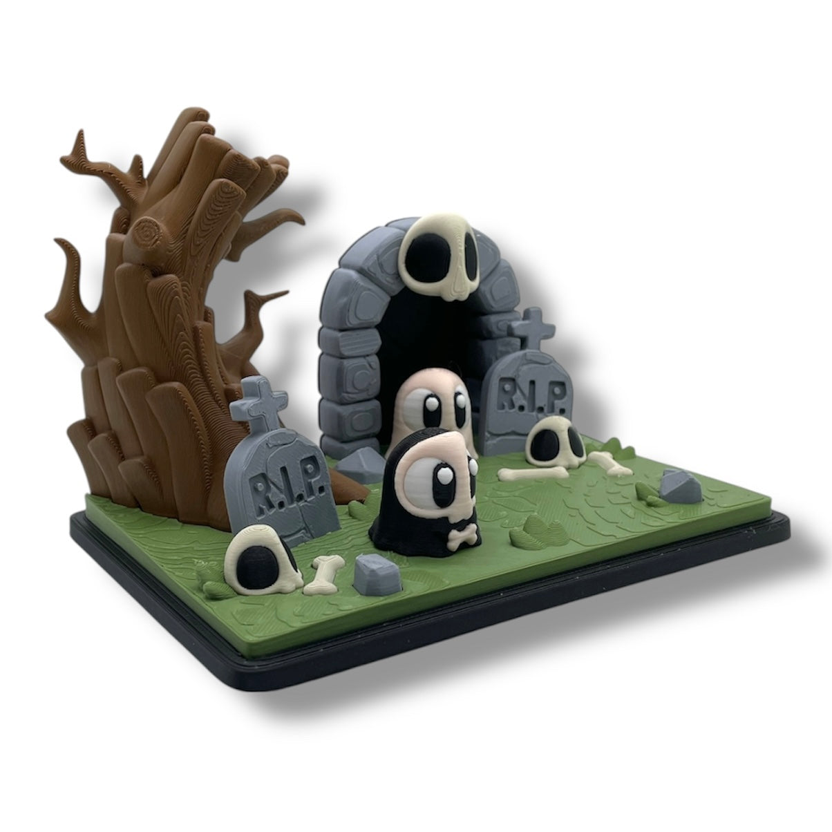 🎃 Haunted Ghost Graveyard Scene – Spooky Miniature Display - Desk Decor