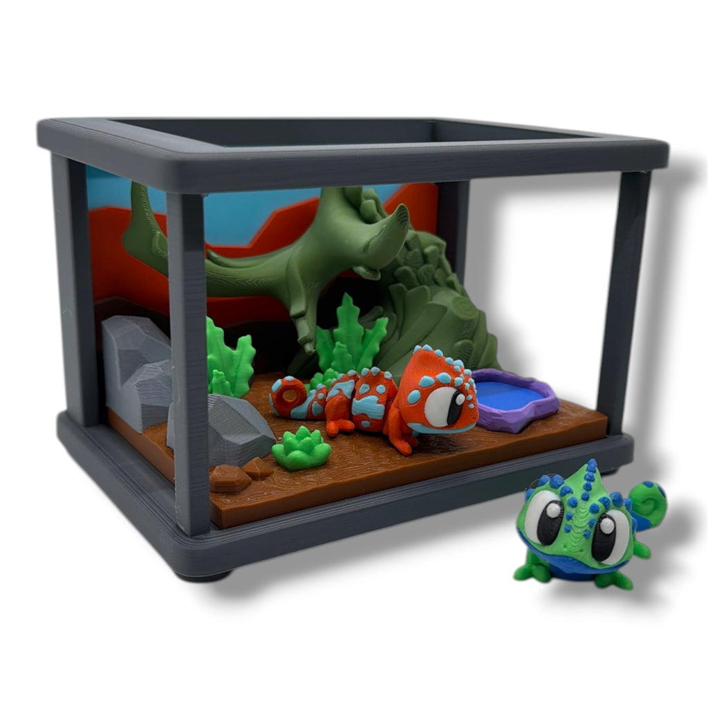 Adorable Mini Reptile Cage with Chameleon - Desk Decor Collectable